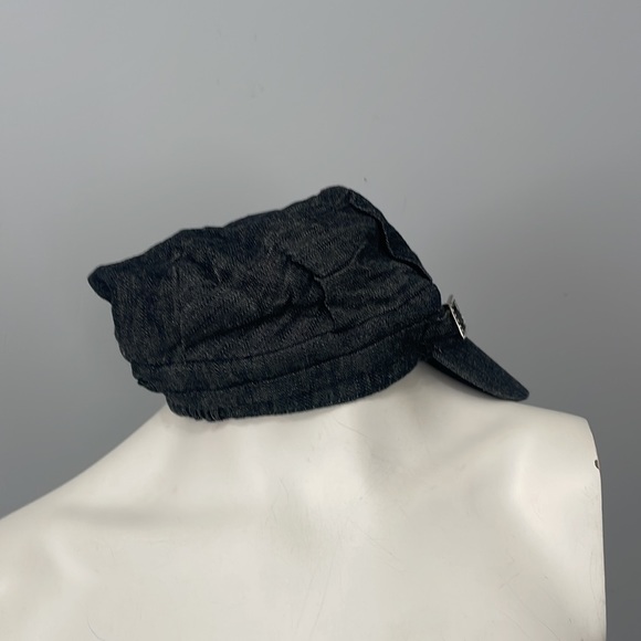 Icing hat with cute detail buckle. Size OS, Bundle & Save!! - Picture 3 of 3